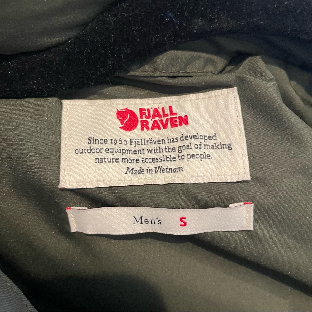 NWT Fjallraven Visby 3 in 1 Jacket in Deep Forest Green - Picture 8 of 16